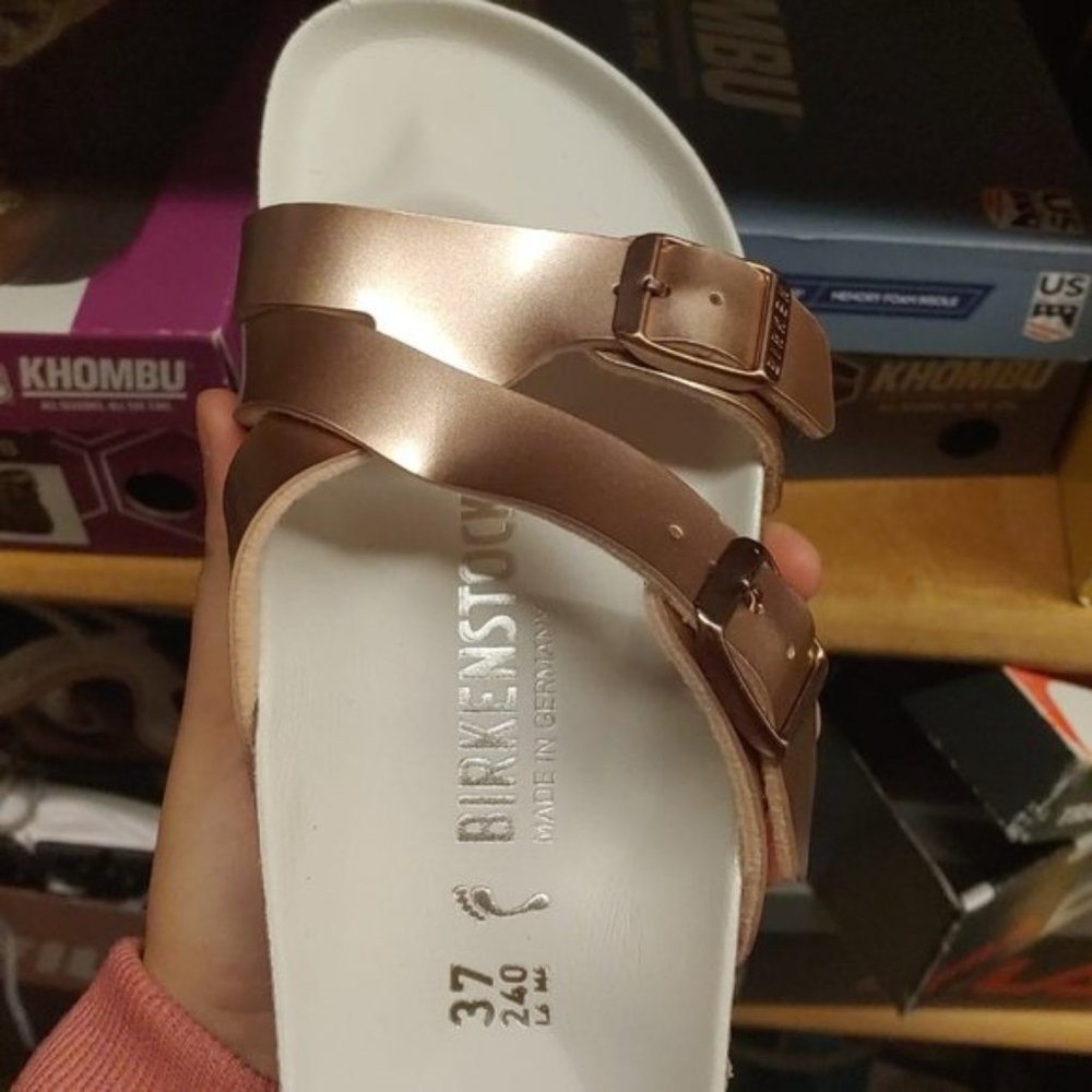 BIRKENSTOK Women Yao Balance Leather Sandals--Metallic Copper - Picture 7 of 9